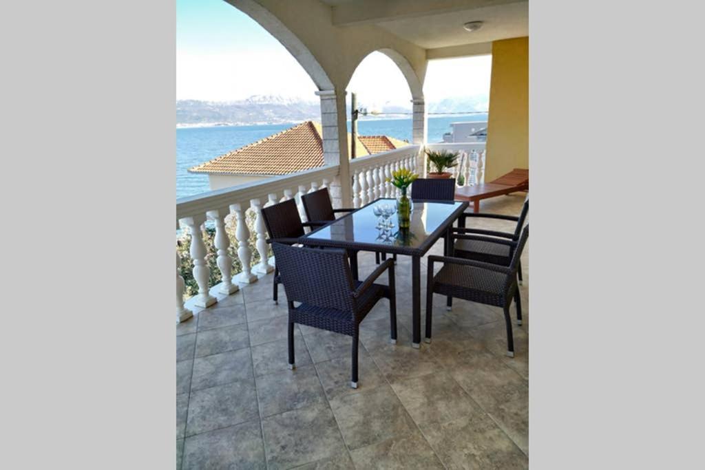 Apartmen Karmen 2 Trogir Exterior photo